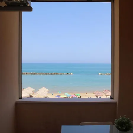 Apartment Sulla Spiaggia! *