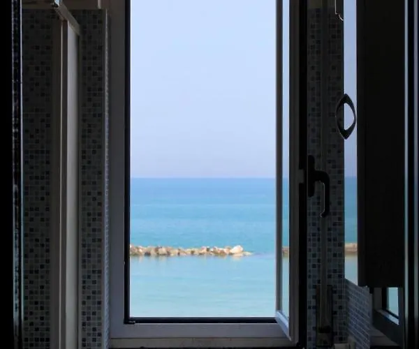 아파트 Sulla Spiaggia!